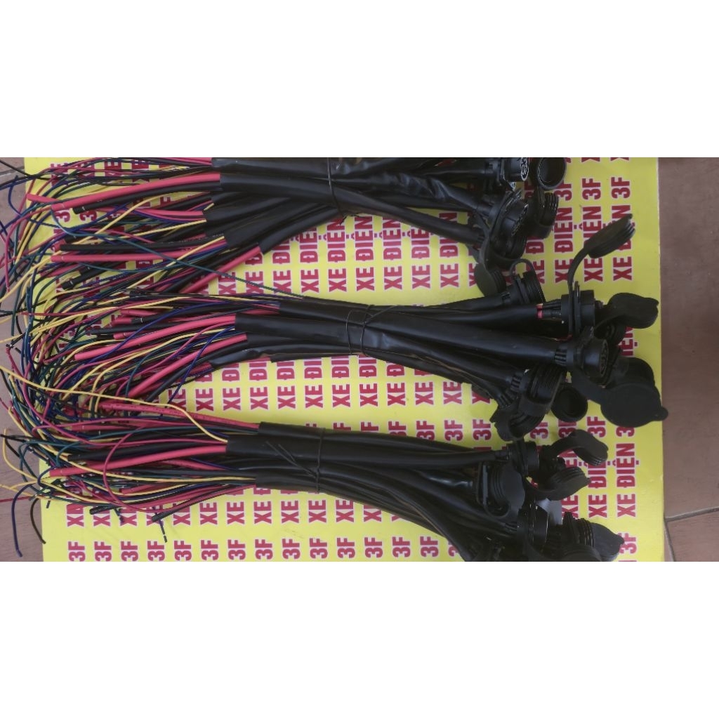 Đầu giắc cắm pin 2.4 chính hãng 4 Đầu giắc cắm pin 2.4 chính hãng - Ảnh 4