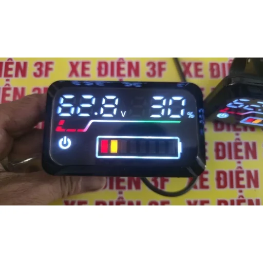 Đồng hồ Koso đo Vol hiển thị pin
